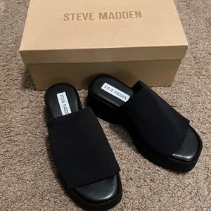 Steve Madden Slinky30 Black Shoes Size 6